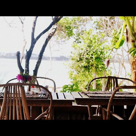 Zanzibar Rock Hotel Екстериор снимка